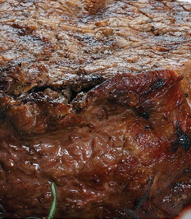 Pièce de bœuf grillée
